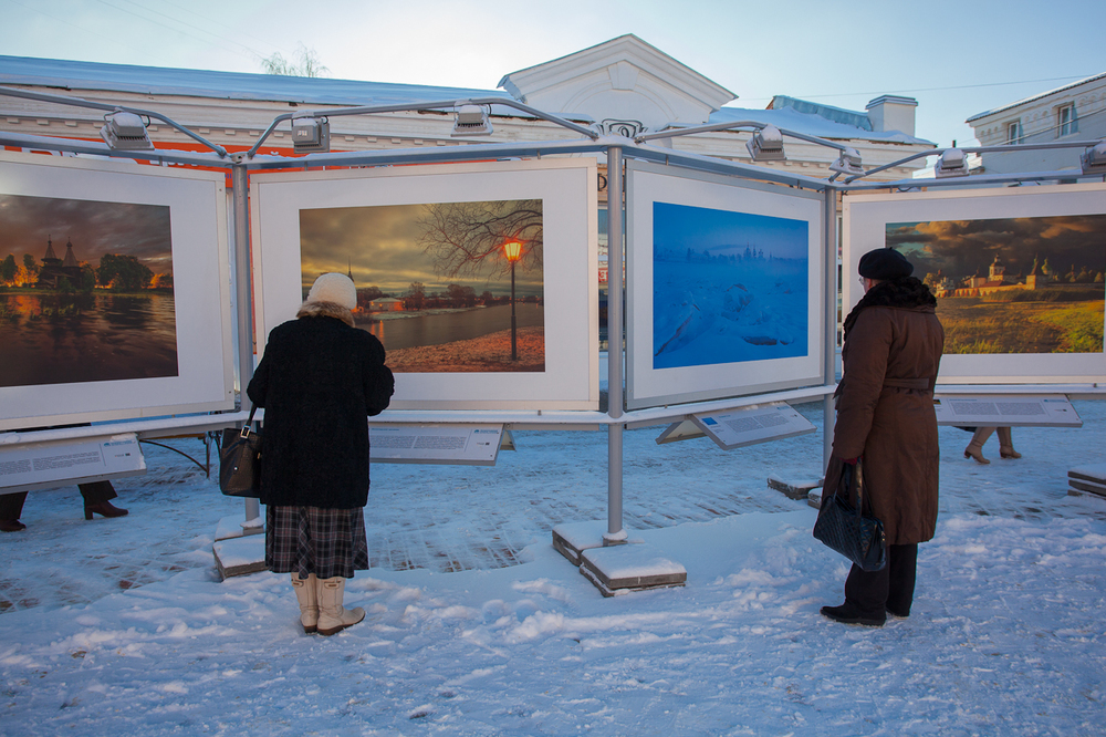 Тамбовский Арбат украсила выставка фотографий храмов России
