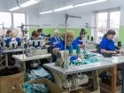 Рассказовские швейные фабрики снабжают необходимыми вещами участников СВО