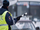 В Кирсанове полицейского протащил за машиной нетрезвый водитель 