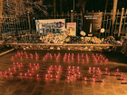 В Тамбове у Парка культуры появился стихийный мемориал памяти жертв теракта в «Крокусе»