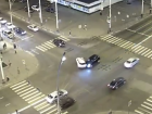 Новая авария на старом месте: видео ДТП на Чичканова появилось в сети