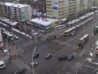 Видео очередного ДТП на перекрёстке Советской и Чичканова появилось в сети