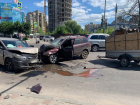 В центре Тамбова встретились «Лада Калина» и «Хёндэ Солярис»