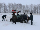 В Ржаксинском районе машина вылетела с трассы из-за гололедицы на дороге