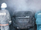 Автосервис с двумя машинами внутри сгорел на Северном обходе