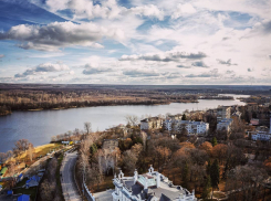 Начало рабочей недели будет жарким и ветреным