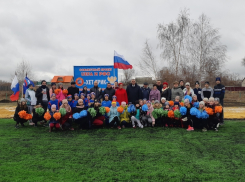 Для будущих чемпионов УЕФА в Комсомольце построили новое футбольное поле 