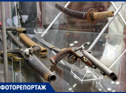Выставка оружия из знаменитых тамбовских коллекций открылась в Моршанском музее. Фоторепортаж