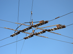 Тамбовчанин отсудил у «Гортранса» 400 тысяч рублей за упавшие на его машину провода