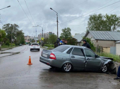 В Тамбове пьяный водитель врезался в бетонный блок