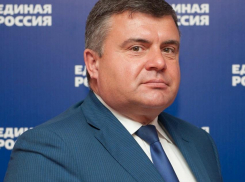 Депутат облдумы Алексей Жирнов обвиняется в мошенничестве