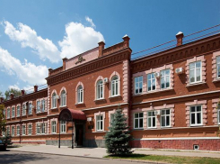 Тамбовскую «Дирекцию городских дорог» оштрафовали за выбоины на дороге