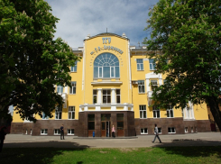 Молодая тамбовская поэтесса получила российскую стипендию имени Вознесенского