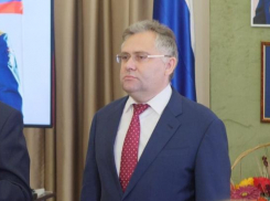 Сергей Чеботарев считает инициативу установки новых памятников в сквере Петрова противоречащей архитектурным канонам