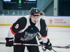 И снова поражение: ХК «Тамбов» проиграл в схватке с «Бураном» 