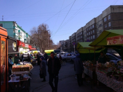 Массу нарушений обнаружила проверка в палатке, торгующей молоком и мясом на Куйбышева