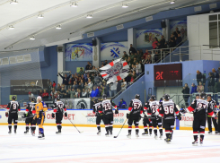 «Всем нам стыдно за то, что было сегодня вечером»: главный тренер о проигрыше ХК «Тамбов»
