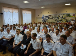 Первые лица области поздравили с праздником тамбовских «стражей дорог» 
