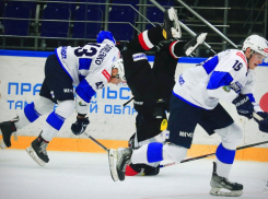 ХК «Тамбов» потерпел пятое поражение подряд в домашней серии игр