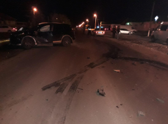 Выезд на главную «привел» водителей легковушки и кроссовера в больницу 