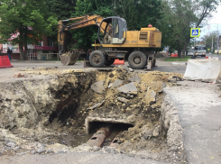  Изношенный «в хлам» участок трубопровода на Мичуринской заменят