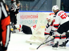 Первая домашняя игра для ХК «Тамбов» завершилась разгромным поражением 