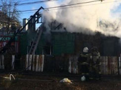 В Тамбове серьезный пожар уничтожил жилой дом 