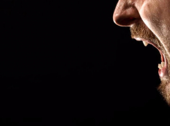 Уваровец, «отматюкавший» соседку, заплатит штраф 