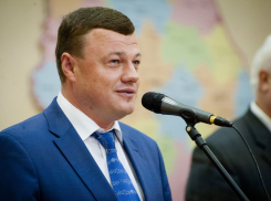 Александр Никитин уверенно победил на губернаторских выборах