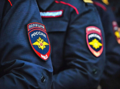 Подростки испортили сцену на площади Музыки