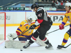 «Химик» разгромил «Тамбов» во втором матче плей-офф Кубка Петрова