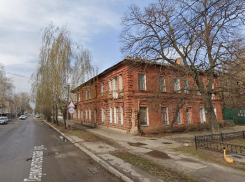 Разрушающийся дом в историческом центре Тамбова купила на аукционе медицинская компания