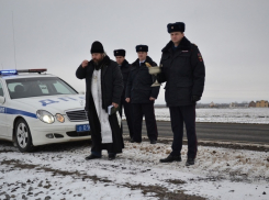 В борьбе с авариями на дорогах сотрудники Госавтоинспекции прибегли к помощи высших сил