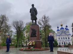 Памятная серебряная монета с образом Зои Космодемьянской запущена в обращение