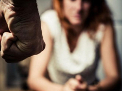 Мать злоумышленника спасла его жертву от насилия в тамбовской подворотне