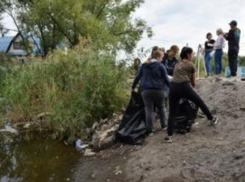 Операция по спасению водоема состоялась на улице Железнодорожной