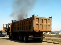 Загоревшийся на Магистральной самосвал с мусором был успешно потушен 