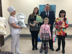 Никита и Диана первыми «вышли» из стен Перинатального центра