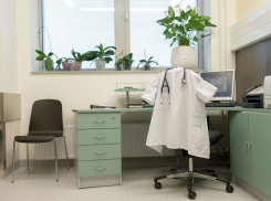 Терапевтам и педиатрам, устроившимся участковыми в Тамбове и Мичуринске, заплатят по миллиону рублей