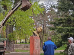 В Котовске всё-таки решили избавиться от бюста Котовского