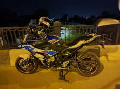 В Тамбове на Октябрьском мосту опрокинулся мотоцикл: пассажир погиб