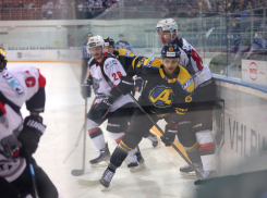 «Чёрная полоса»: ХК «Тамбов» проиграл пензенскому «Дизелю» на выезде