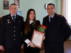 Сотрудница банка в Тамбове спасла пенсионера от передачи денег мошенникам