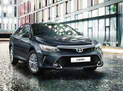 Потому что могут: городские депутаты решили купить Toyota Camry 