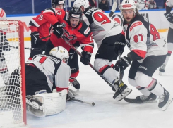 ХК «Тамбов» одержал третью победу подряд