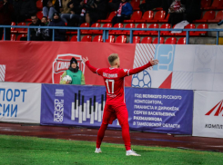 «Спартак» обыграл «Динамо-Владивосток» на домашнем стадионе, завершив сезон серией из четырёх побед