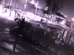 В Тамбове из нового сквера на Полынковской похитили лавочки