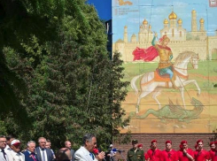 Пятнадцатиметровый Георгий Победоносец появился в Тамбове 