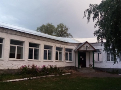 Пострадавшую от урагана Алгасовскую школу собираются восстановить к новому учебному году