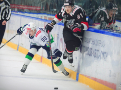 ХК «Тамбов» не смог удержать победу в первом домашнем матче с «Югрой»